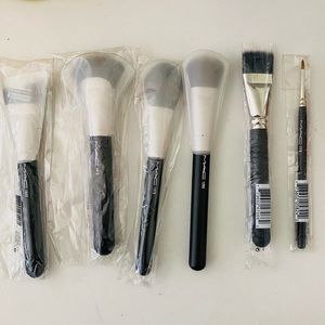 MAC BRUSHES| BRAND NEW | FOUNDATION, BLUSH, CONTOUR, EYELINER.